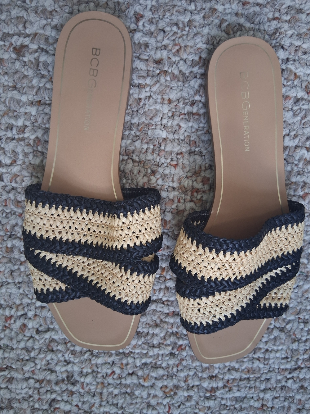 BCBGeneration Krystin Slide Sandals  Natural/Black Size 8